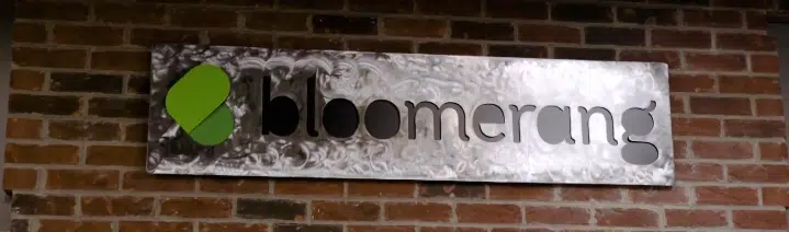 bloomerang-sign